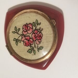 1930s Red Lucite Needlepoint Compact Floral Powder Vtg 2 Mirrors